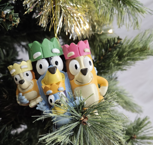 Bluey - Ornament - Family with Christmas Hats - Image 2